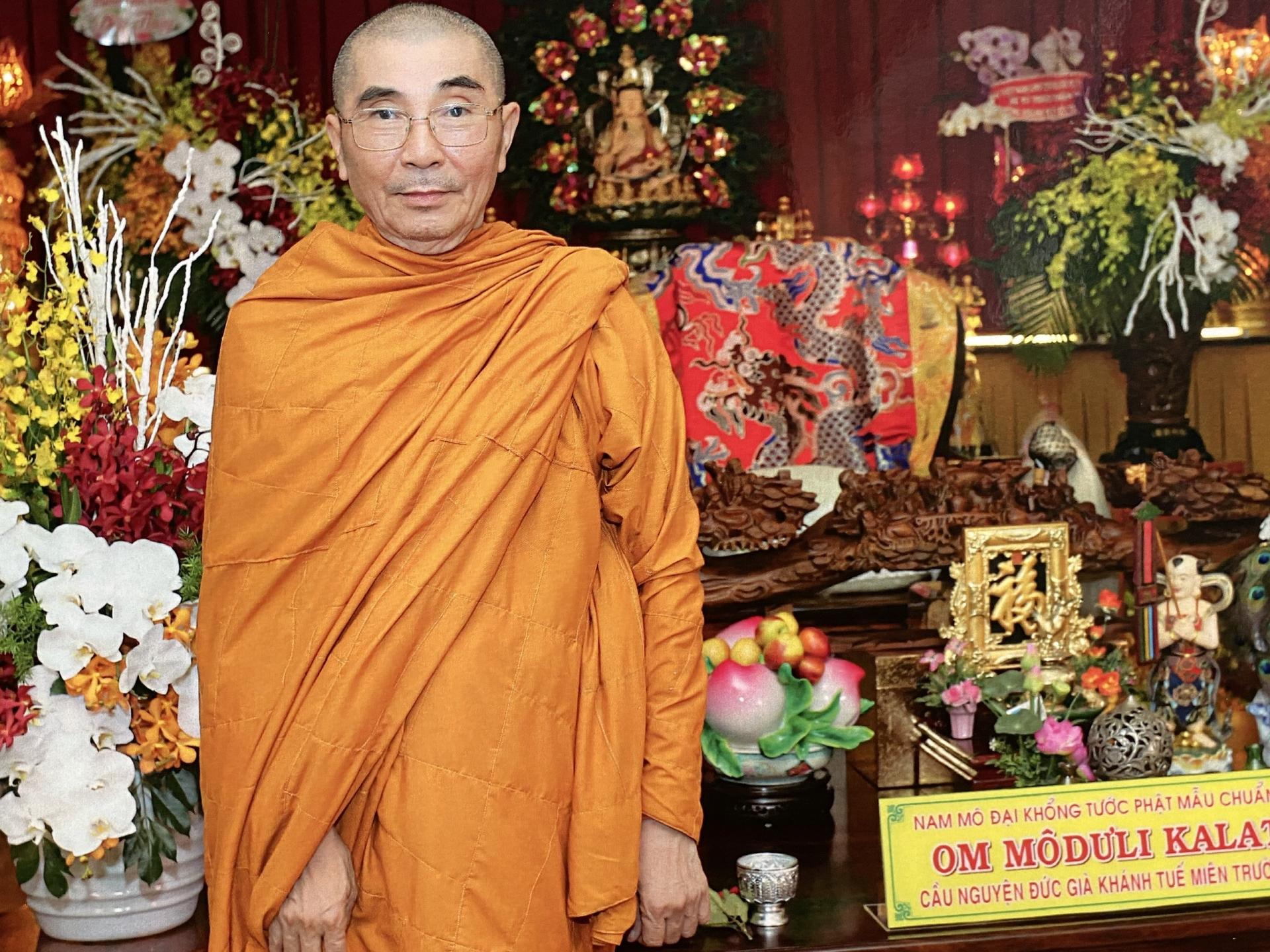 Tưởng Niệm Giác Linh Cố Hoà Thượng Thượng Giác Hạ Quang